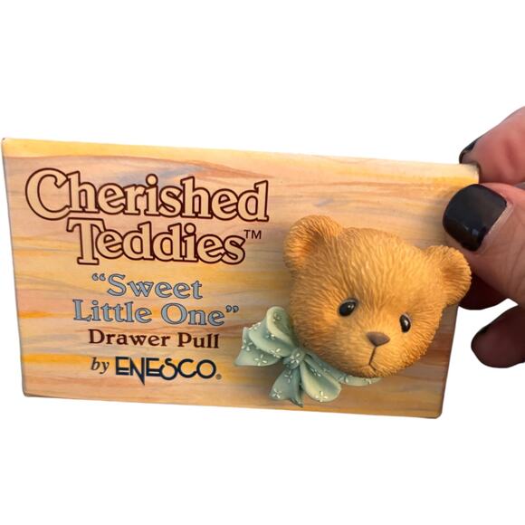 ENESCO CHERISHED TEDDIES "SWEET LITTLE ONE" BABY DRAWER PULLS - - Picture 1 of 2